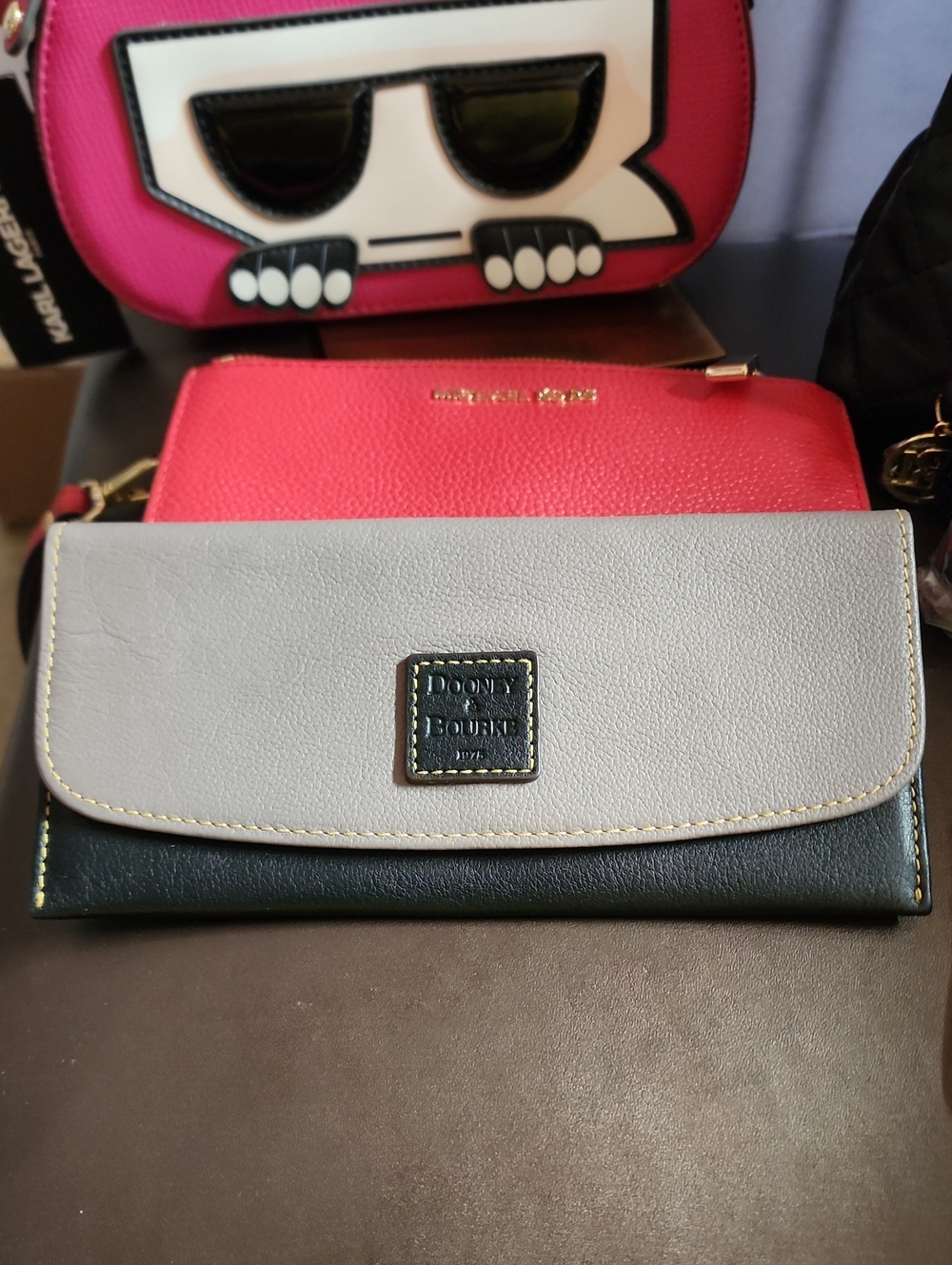 Seller Bundle Of 7 New 2 Dooney Karl Lagerfeld Ted Baker Jason Wu, Kors, Badgley - Picture 5 of 17